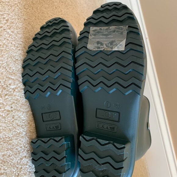 UGG Women's Shelby Matte Rain Boots, Olive Green, Size 9 Tall Rubber NIB - Picture 5 of 8